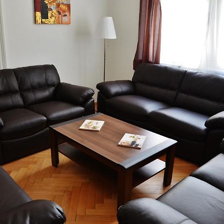 Apartment In The Heart Of 프라하 외부 사진