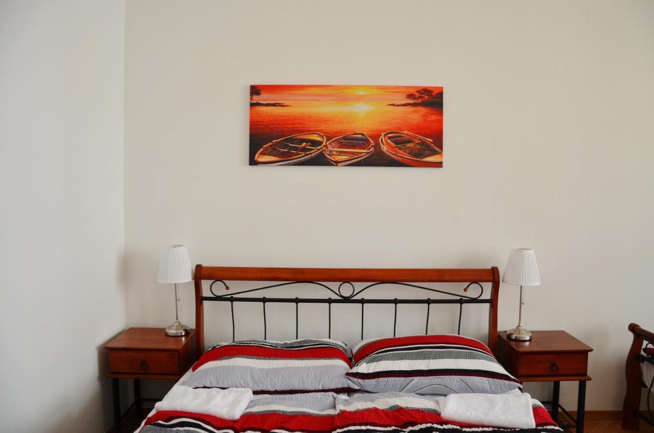 Apartment In The Heart Of 프라하 외부 사진